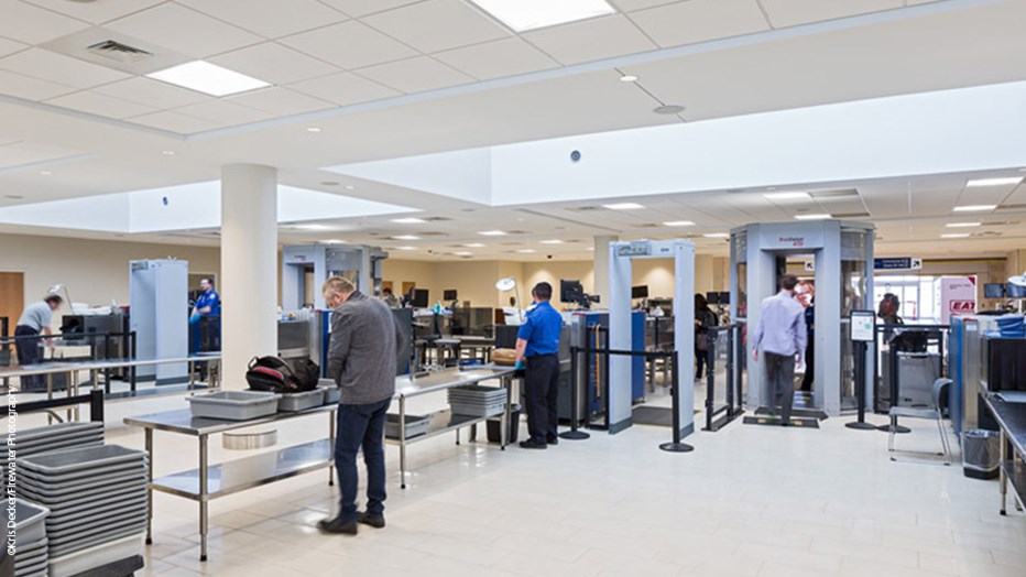 Greenville Spartanburg International Airport (GSP)  Terminal Redevelopment Program (Photo credit: Kris Decker/Firewater Photography) Greenville Spartanburg International Airport (GSP)  Terminal Redevelopment Program (Photo credit: Kris Decker/Firewater Photography)