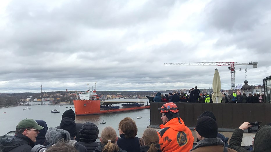 The new bridge is close to its goal, here in the inlet to Stockholm. The new bridge is close to its goal, here in the inlet to Stockholm.