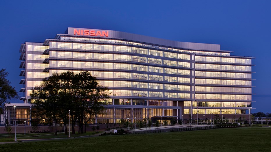 When Nissan North America relocated their corporate headquarters to Franklin, Tennessee, schedule was a key issue. Prior to the completion of construction documents, Skanska worked with the design team to create several early release packages to accelerate the schedule, resulting in the project completing nine days early. 