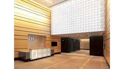 733 10th and G Lobby